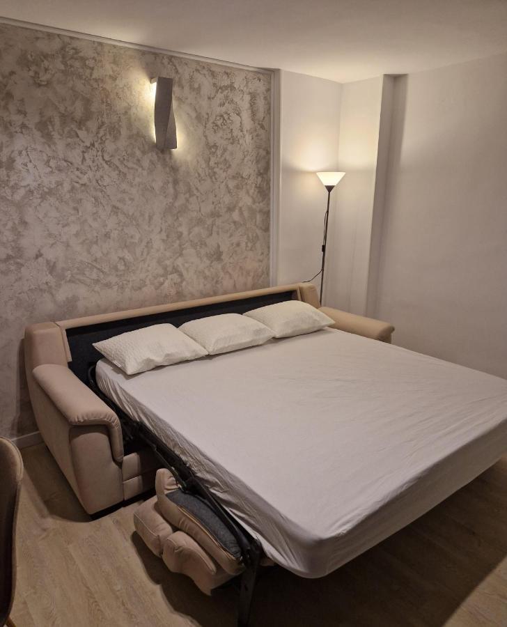 Old Town 1 St Floor, Near The Beach بينايدورم المظهر الخارجي الصورة
