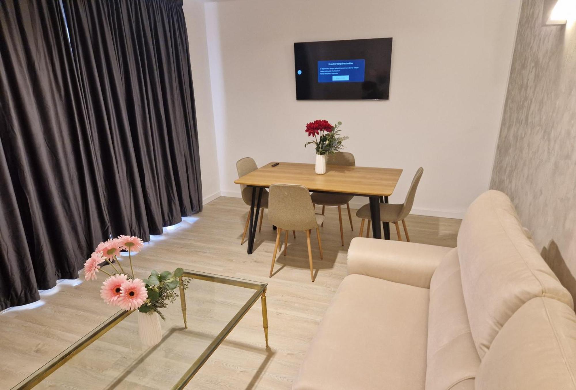 Old Town 1 St Floor, Near The Beach بينايدورم المظهر الخارجي الصورة